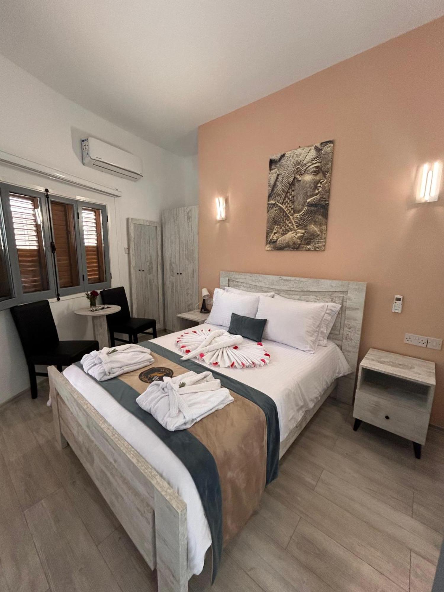 Royal Goddess Guest House, Walled City Фамагуста Экстерьер фото